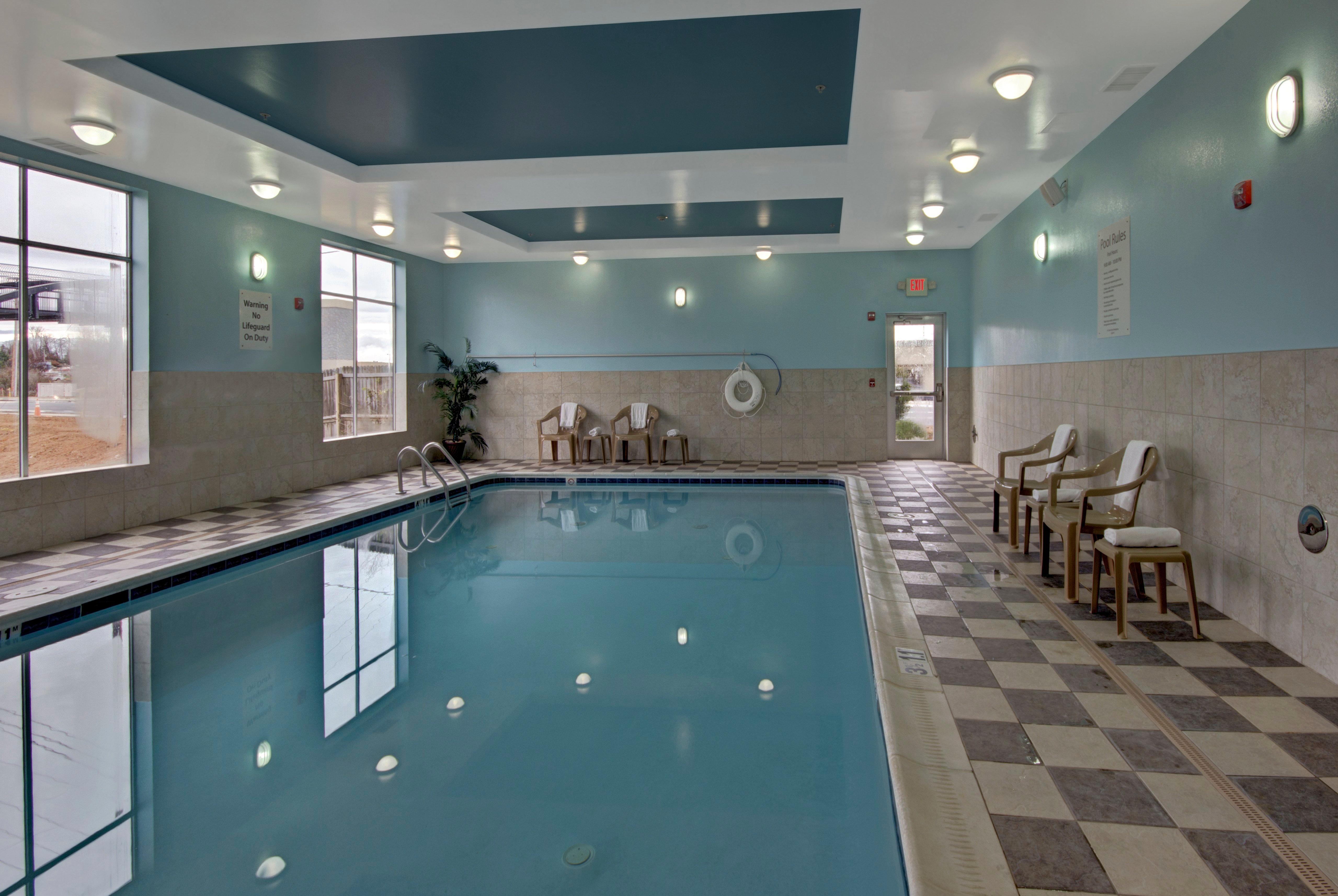 Holiday Inn Christiansburg Blacksburg By Ihg Extérieur photo